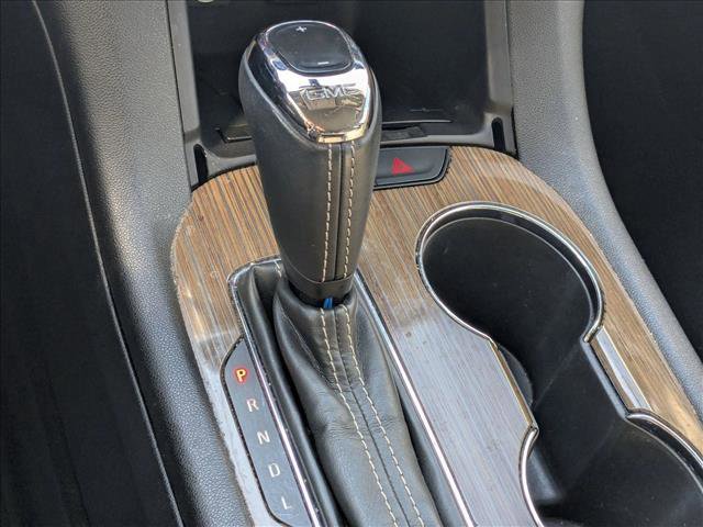 Used 2018 GMC Acadia SLE image 12