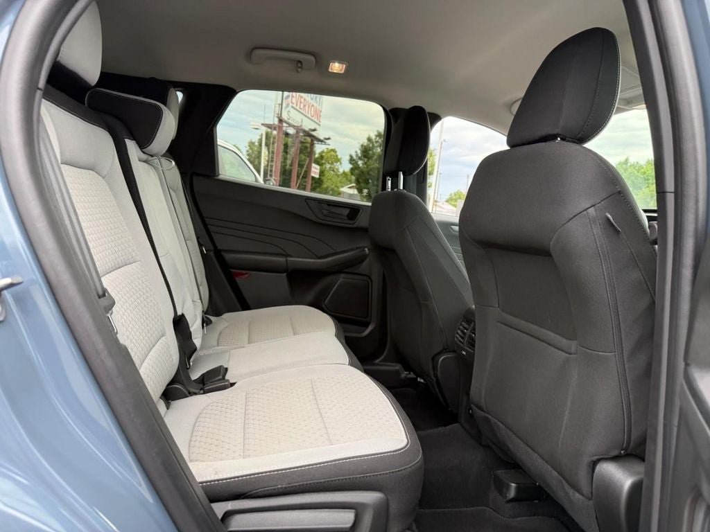Certified 2023 Ford Escape Active AWD/4WD image 9