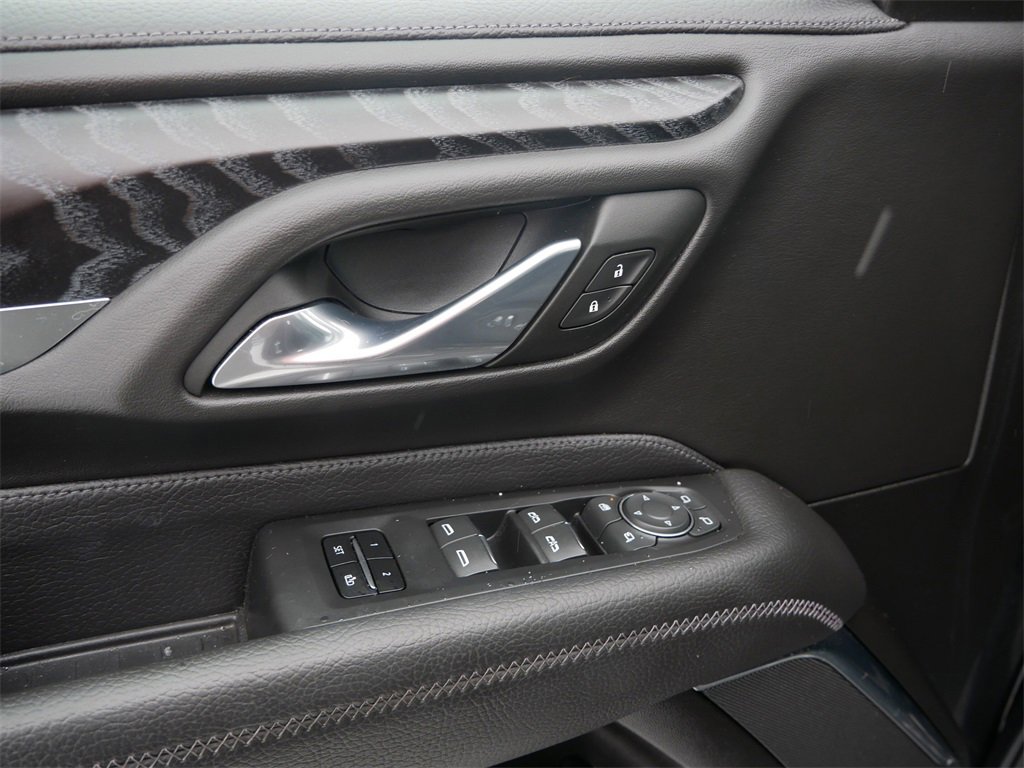 Used 2023 GMC Yukon XL Denali image 16