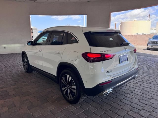 Used 2025 Mercedes-Benz GLA 250 image 3