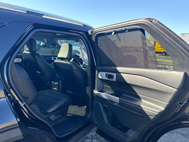Certified 2024 Ford Explorer Limited w/ Limited Technology Package AWD/4WD image 9