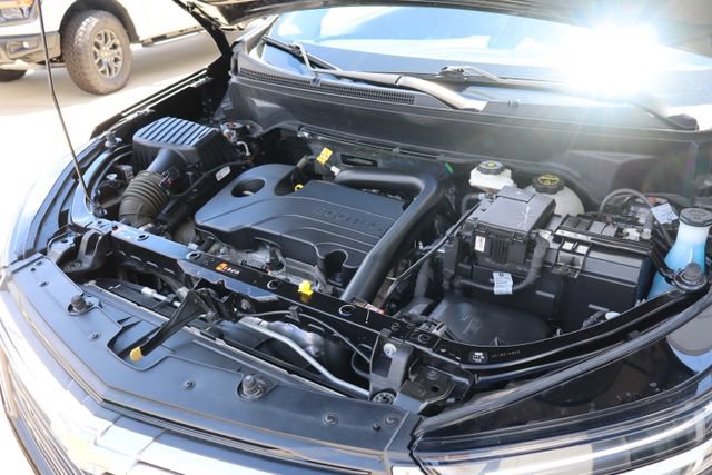 Used 2024 Chevrolet Equinox LT AWD/4WD image 11