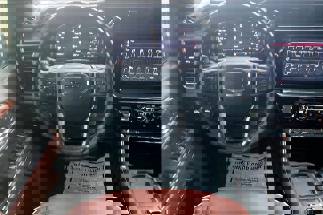 Used 2025 GMC Sierra 2500 Denali Ultimate image 7