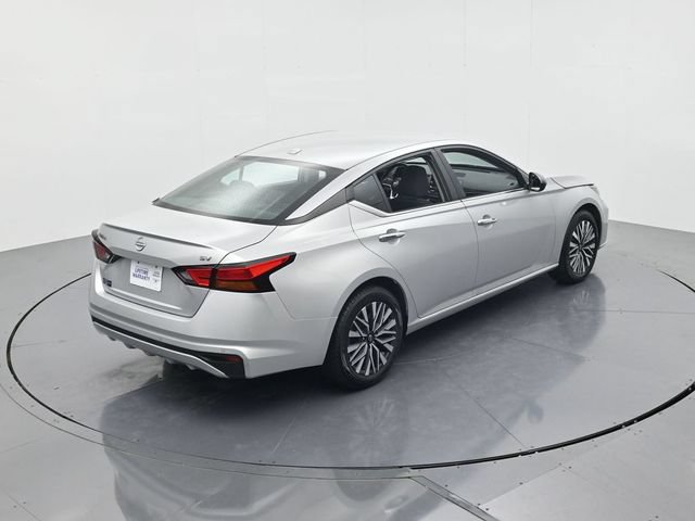 Used 2024 Nissan Altima 2.5 SV FWD image 40