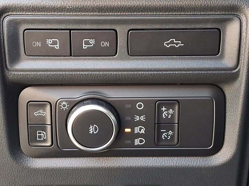 Certified 2022 Ford F150 Lariat w/ Equipment Group 502A High image 25