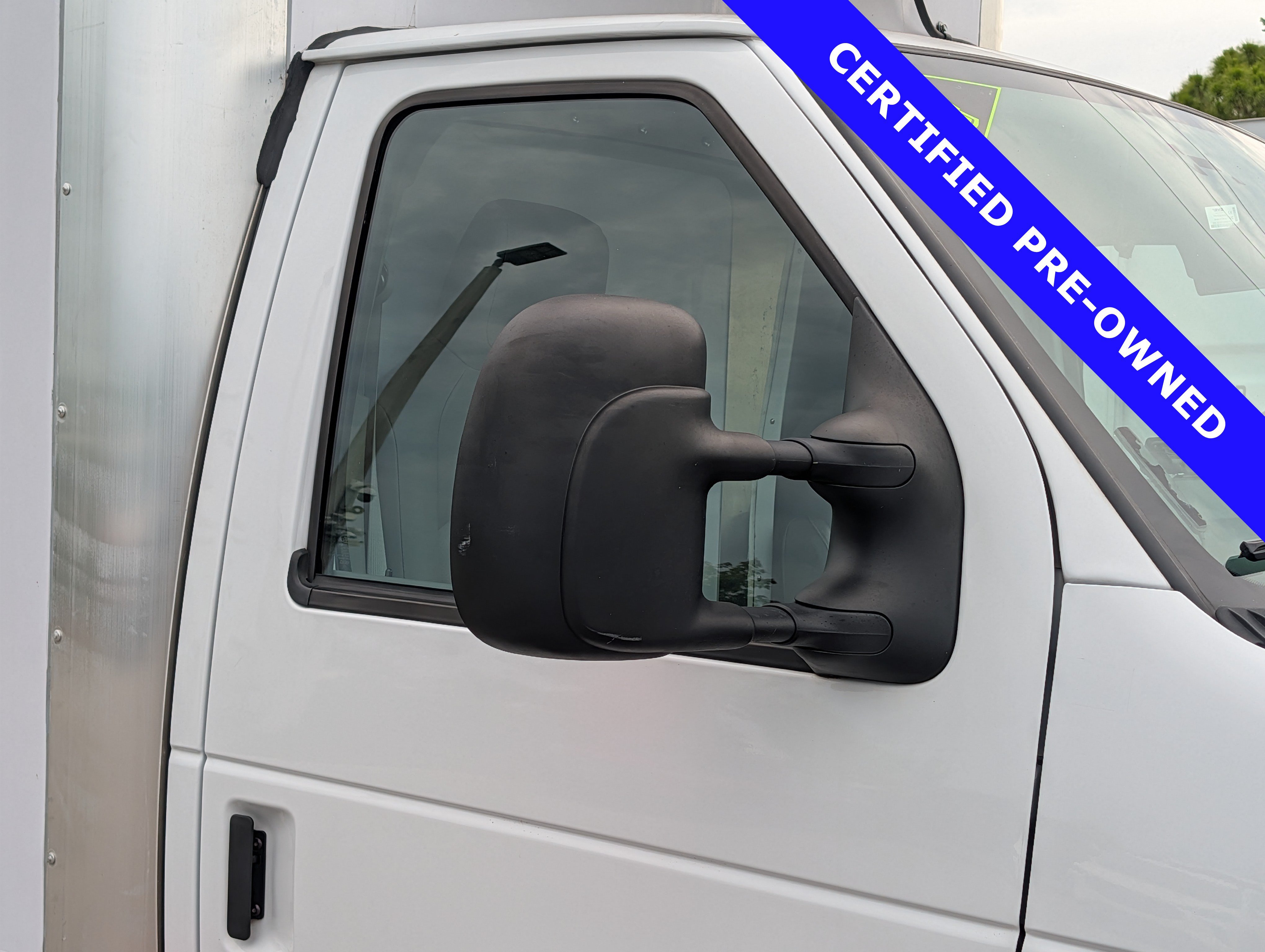 Certified 2024 Ford E-350 and Econoline 350 Super Duty w/ Power Windows & Locks Group RWD image 10