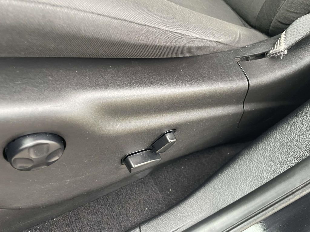 Used 2023 Dodge Durango GT image 21