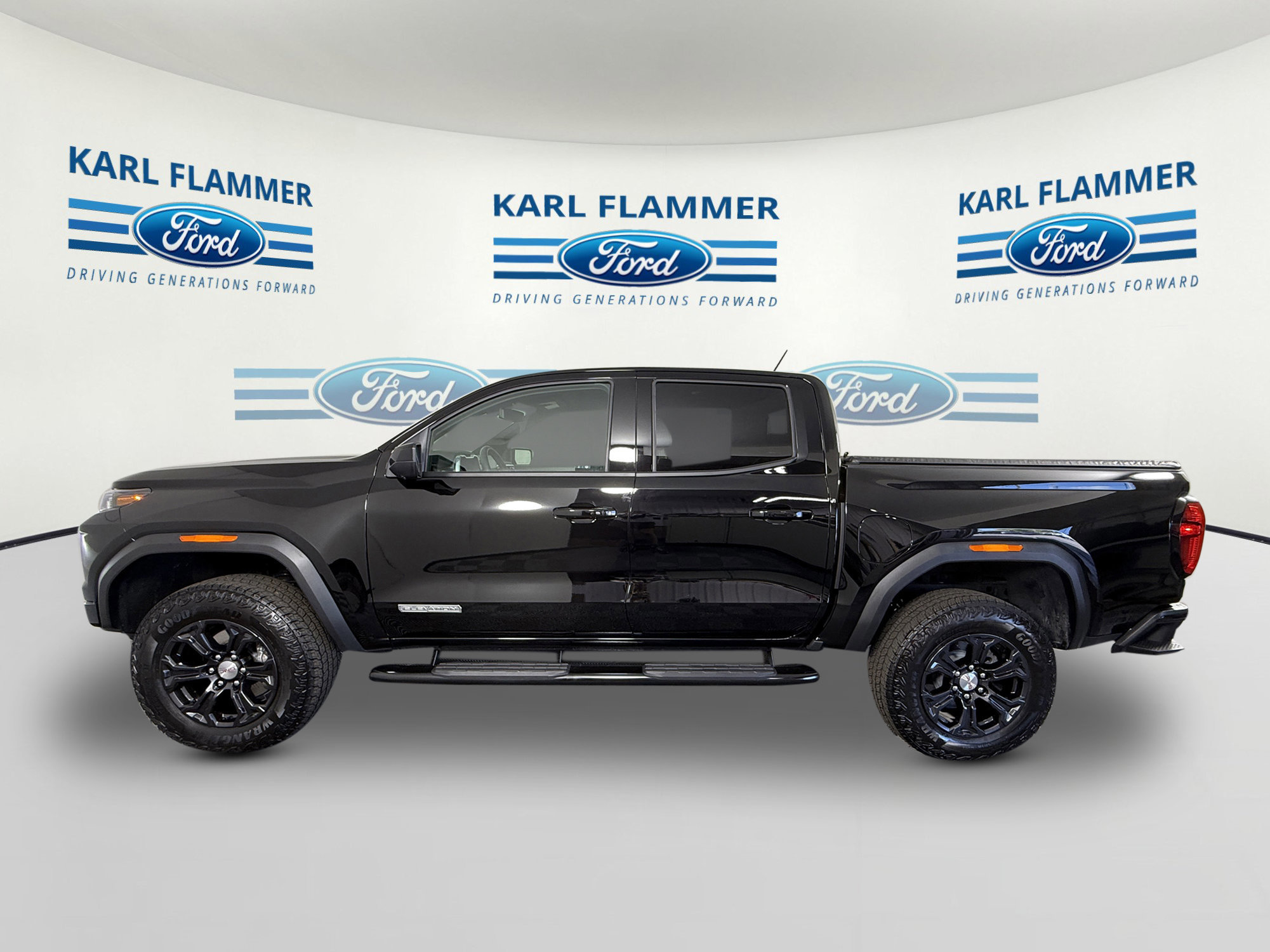 Used 2024 GMC Canyon Elevation w/ Convenience Package image 5