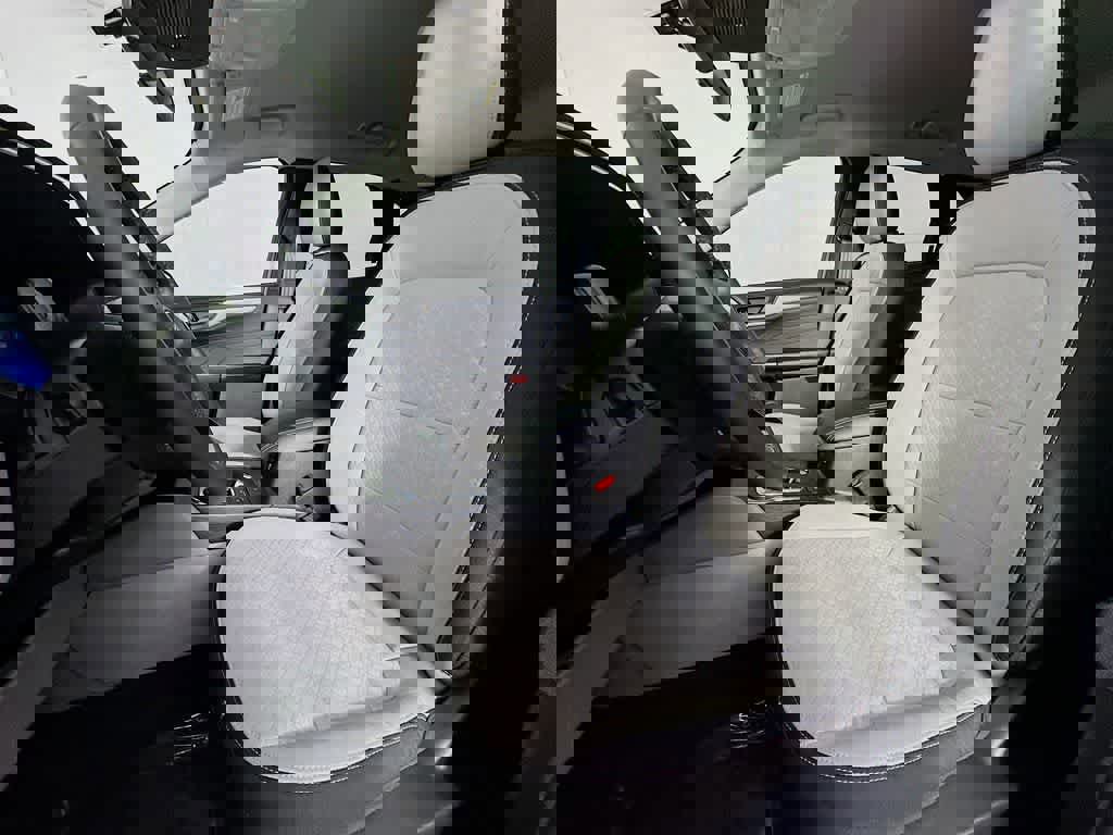 Certified 2024 Ford Escape Active image 14