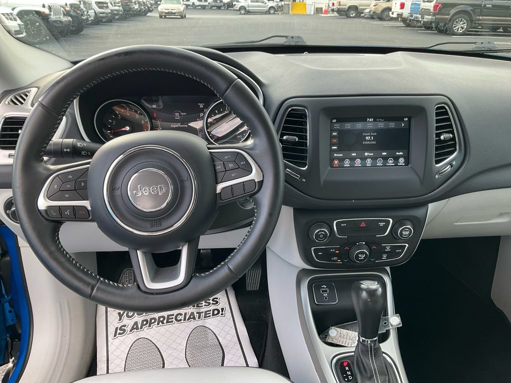 Used 2019 Jeep Compass Latitude w/ Popular Equipment Group FWD image 25