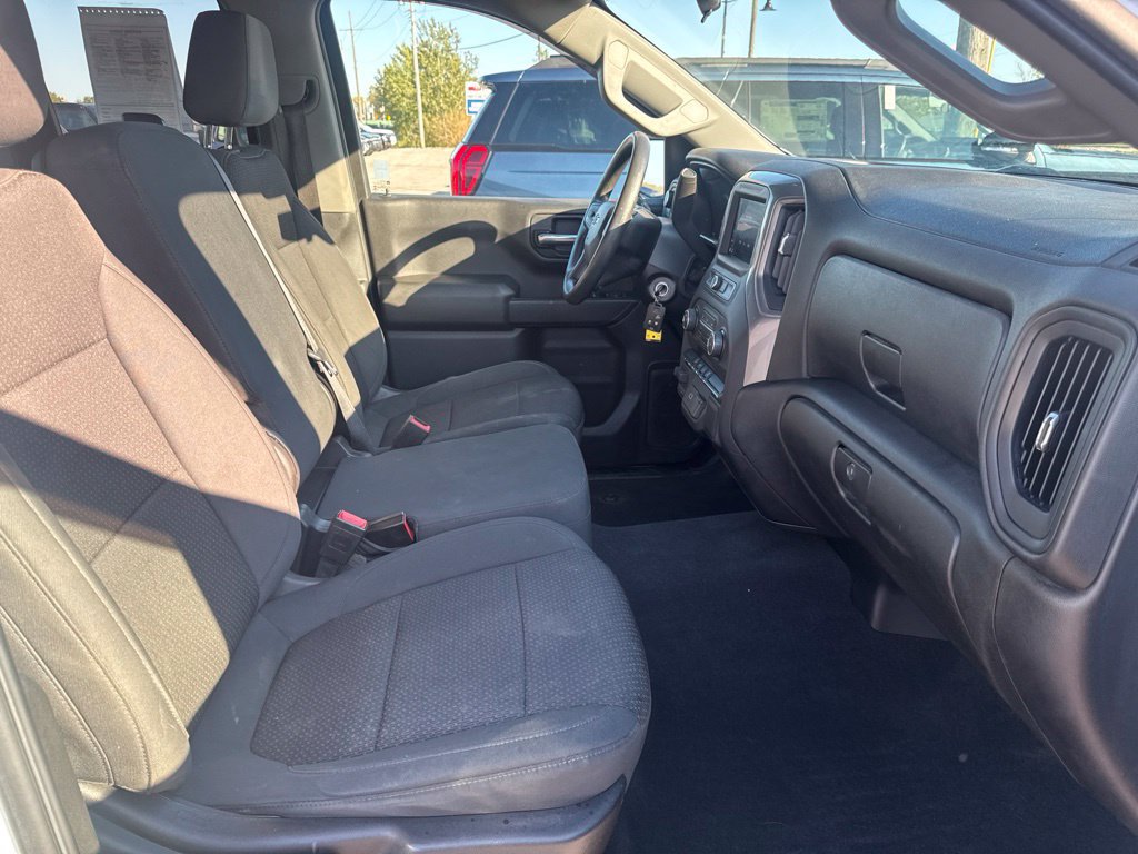 Used 2020 Chevrolet Silverado 1500 Custom Trail Boss AWD/4WD image 28