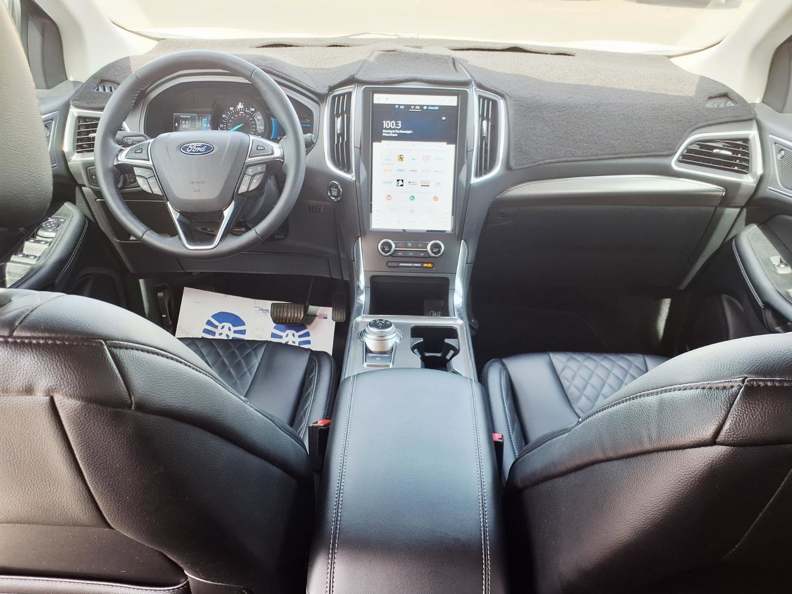 Certified 2024 Ford Edge Titanium AWD/4WD image 18
