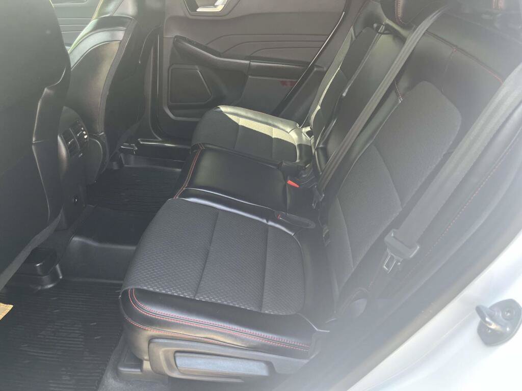 Certified 2023 Ford Escape ST-Line w/ Tech Pack #1 FWD image 18