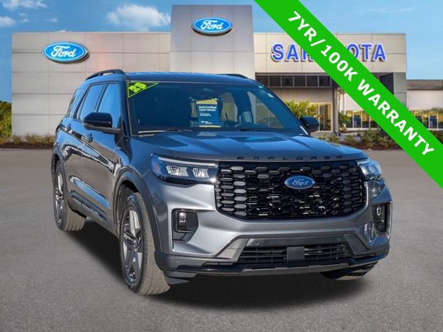 Certified 2025 Ford Explorer ST-Line w/ ST-Line Street Pack image 6