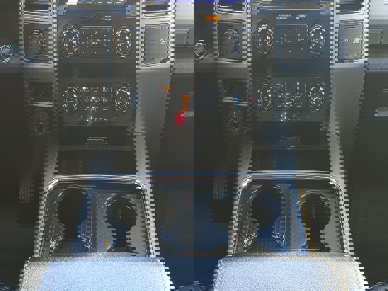 Certified 2021 Ford F450 Lariat w/ Lariat Ultimate Package image 17