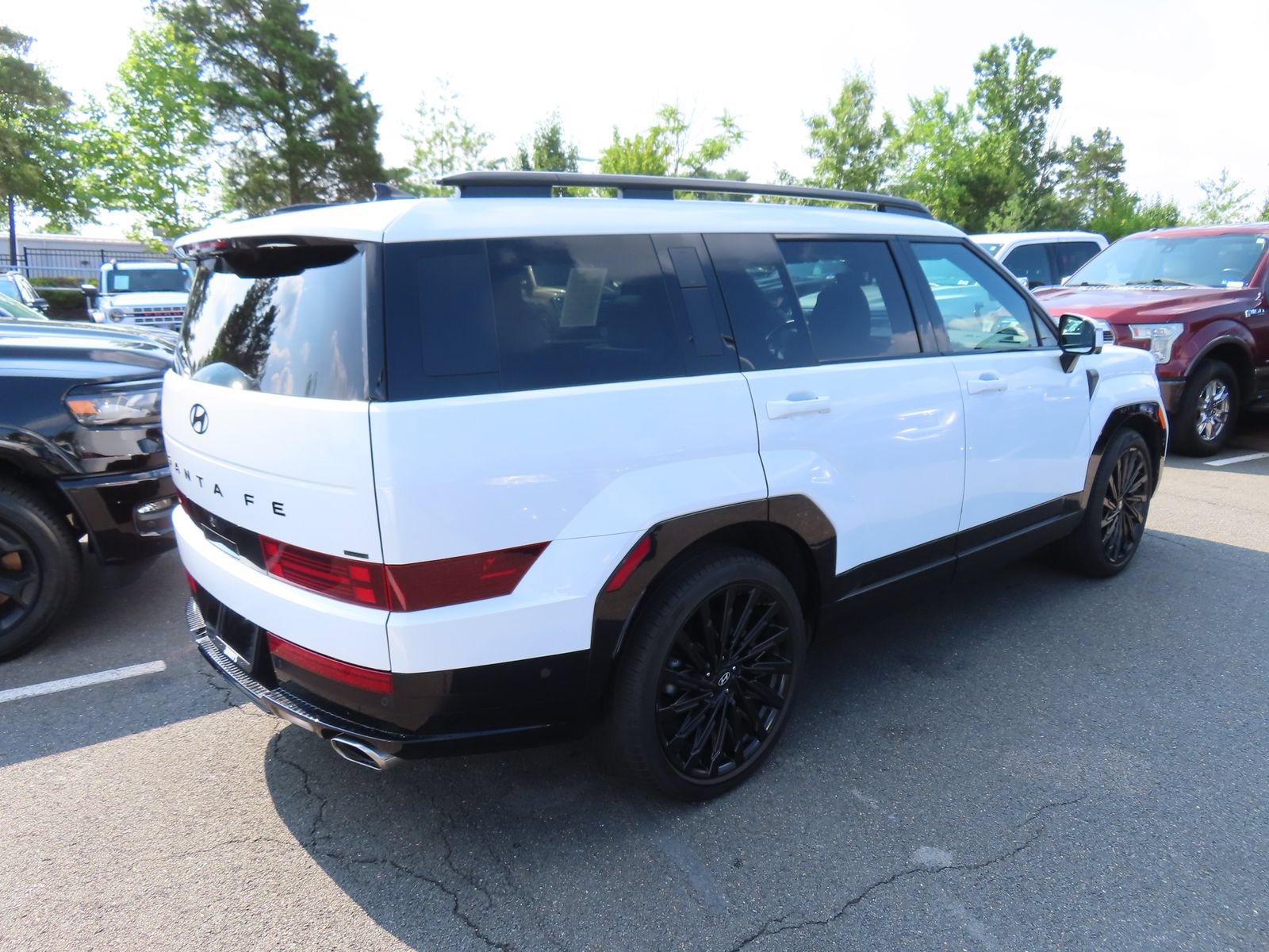 Used 2024 Hyundai Santa Fe Calligraphy AWD/4WD image 5