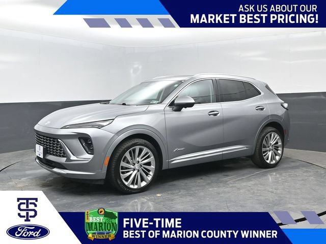 Used 2024 Buick Envision Avenir AWD/4WD image 1