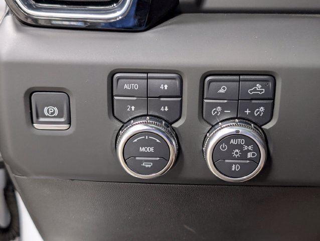 Used 2025 GMC Sierra 2500 Denali Ultimate AWD/4WD image 11