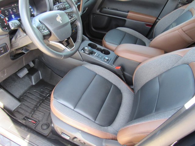 Certified 2023 Ford Bronco Sport Outer Banks w/ Tech Package AWD/4WD image 17