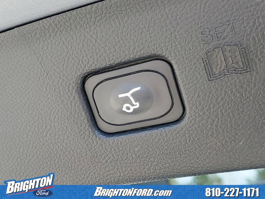 Certified 2023 Ford Edge SEL w/ Convenience Package AWD/4WD image 9