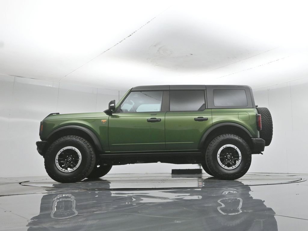 Certified 2023 Ford Bronco Badlands w/ Sasquatch Package AWD/4WD image 53