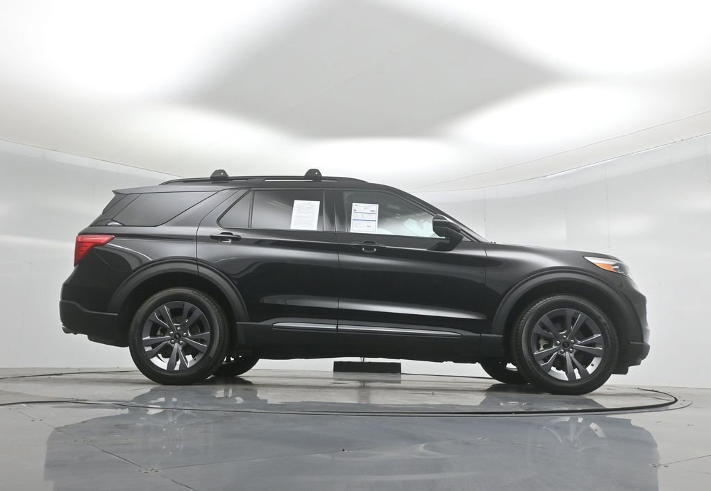 Certified 2023 Ford Explorer XLT w/ Equipment Group 202A image 53