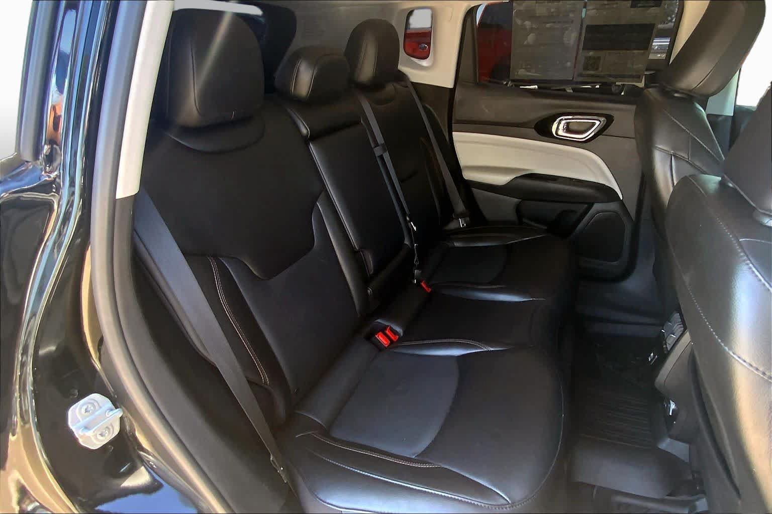 Used 2022 Jeep Compass Limited AWD/4WD image 20