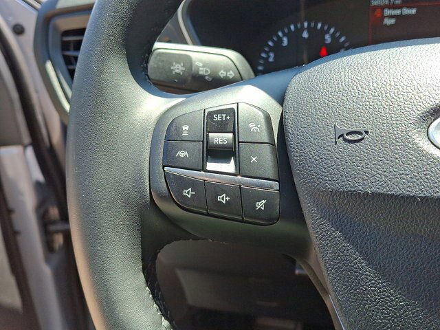 Certified 2022 Ford Escape SE w/ SE Sport Appearance Package FWD image 9