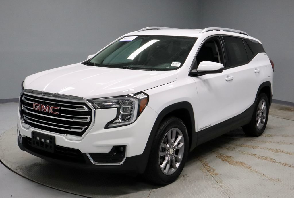 Used 2024 GMC Terrain SLT AWD/4WD image 7