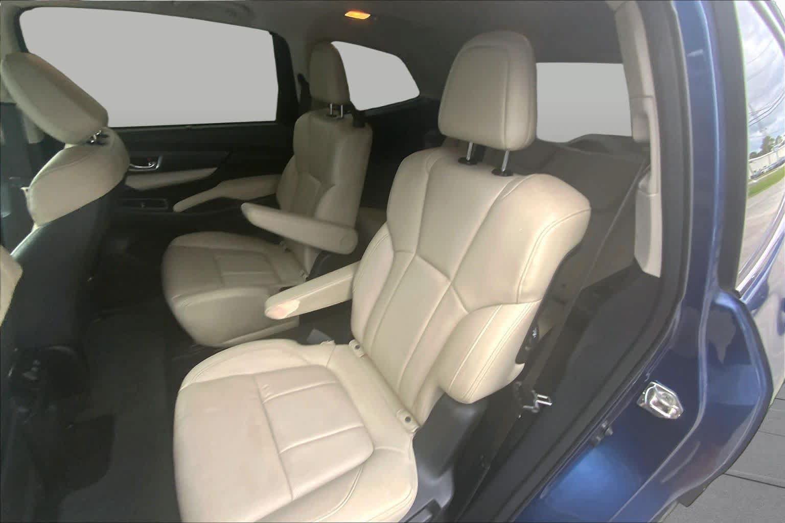 Used 2019 Subaru Ascent Limited AWD/4WD image 21