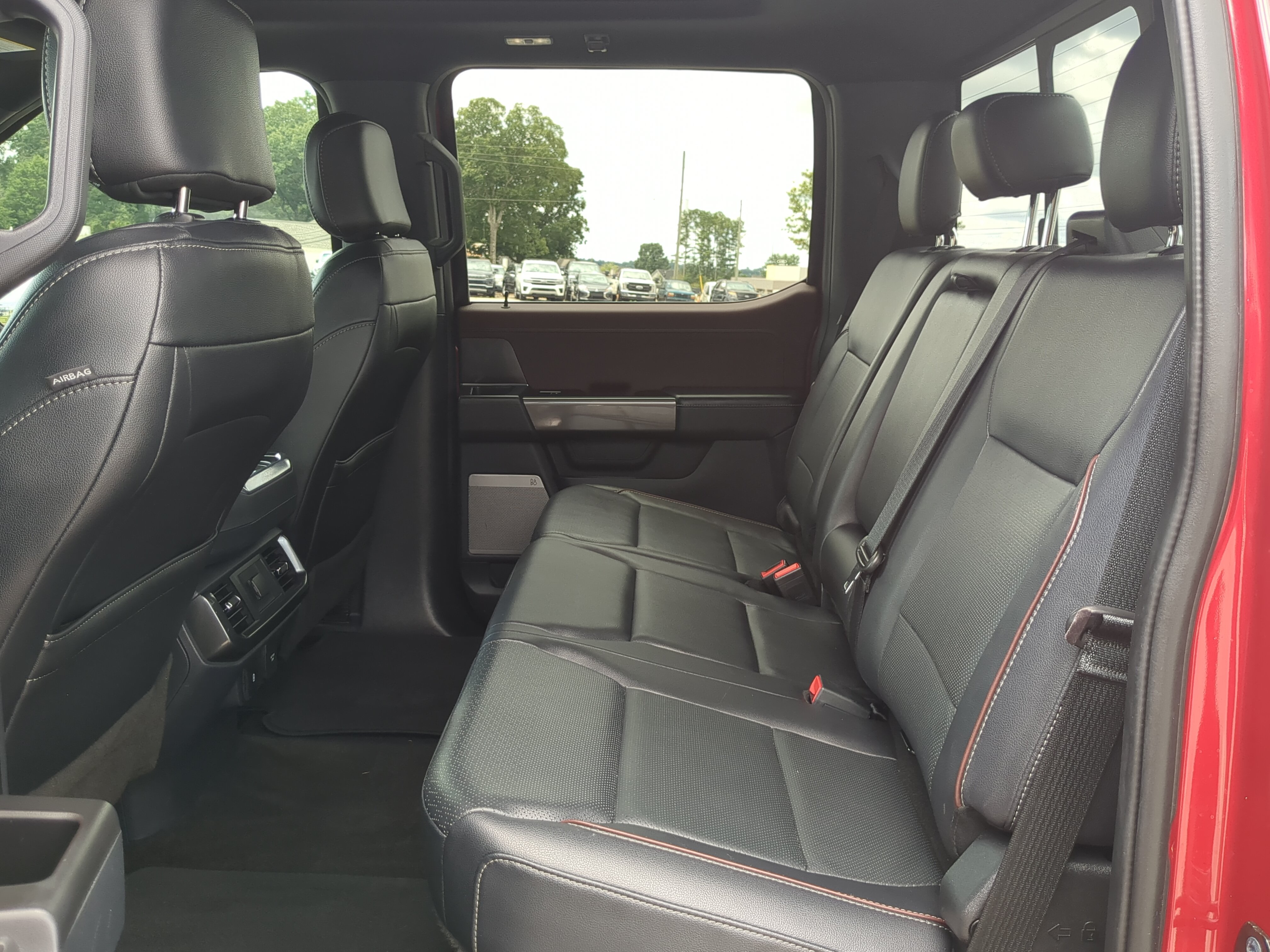 Certified 2022 Ford F150 Lariat AWD/4WD image 12
