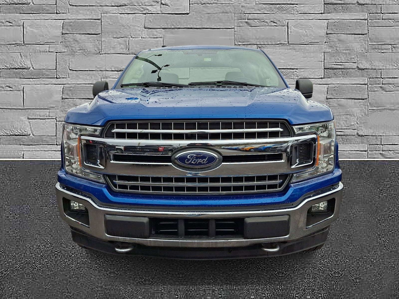 Certified 2018 Ford F150 XLT w/ Equipment Group 302A Luxury AWD/4WD image 3