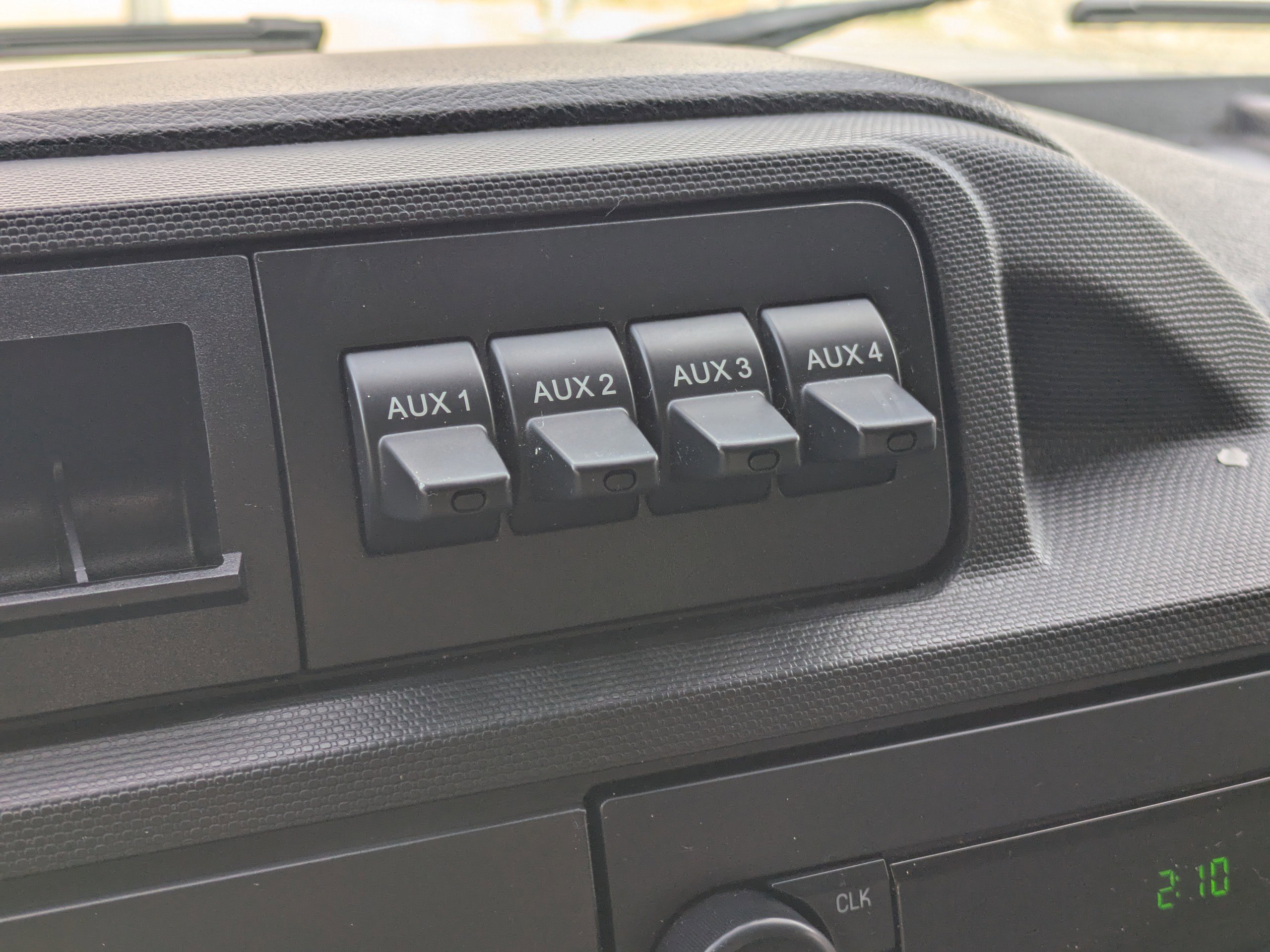 Certified 2017 Ford E-350 and Econoline 350 Super Duty w/ Power Windows & Locks Group image 18