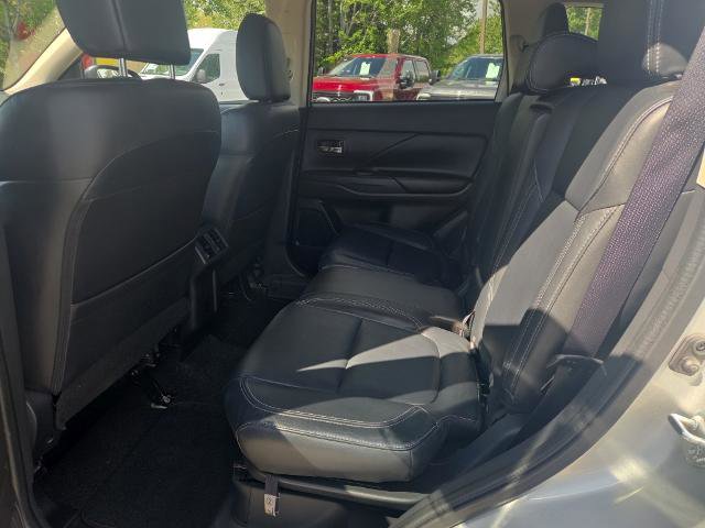 Used 2020 Mitsubishi Outlander SEL AWD/4WD image 15