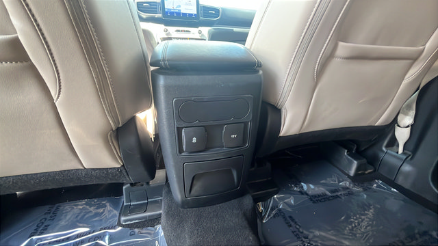 Certified 2023 Ford Explorer XLT w/ Equipment Group 202A AWD/4WD image 23