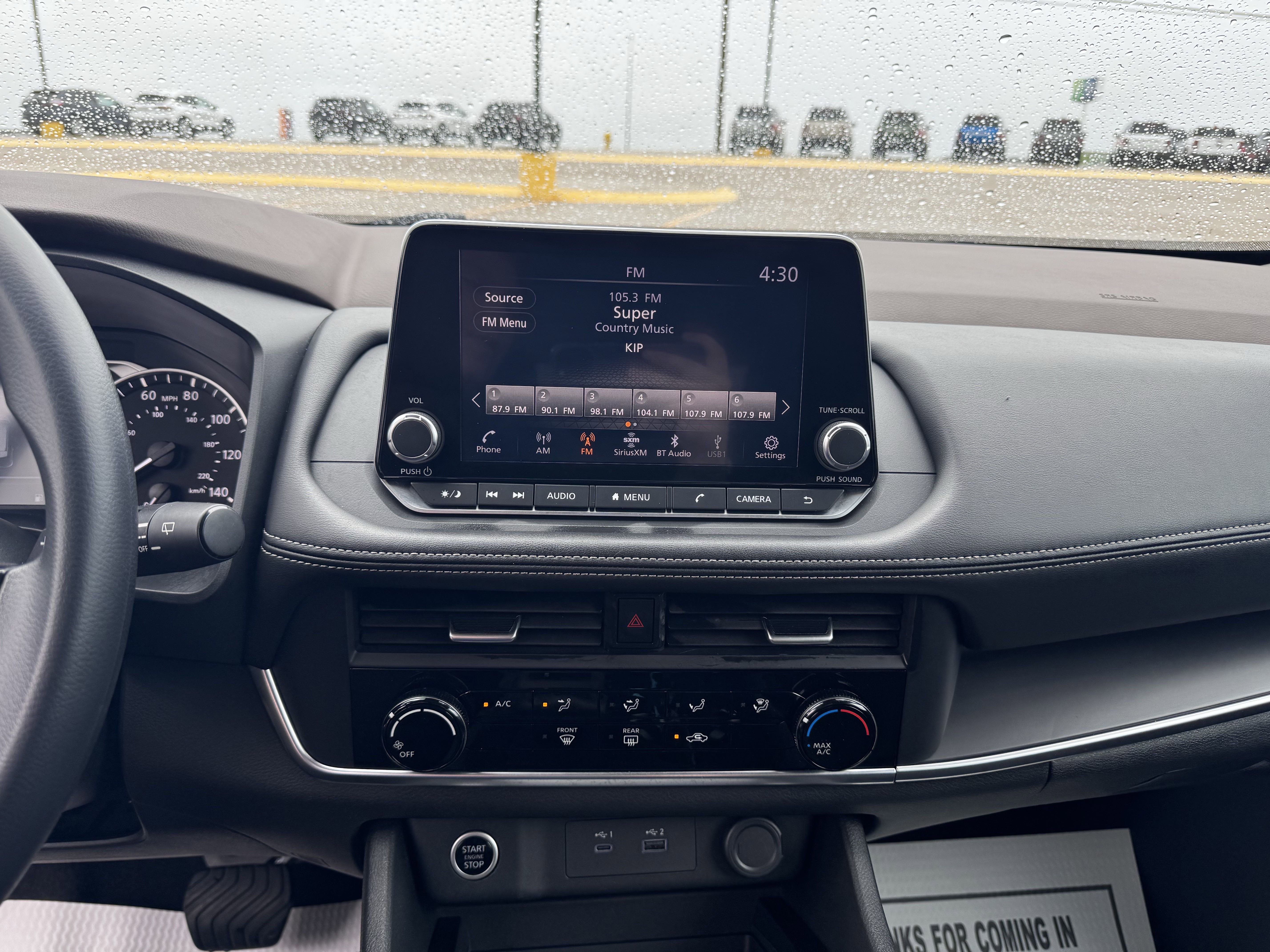 Used 2023 Nissan Rogue S image 19