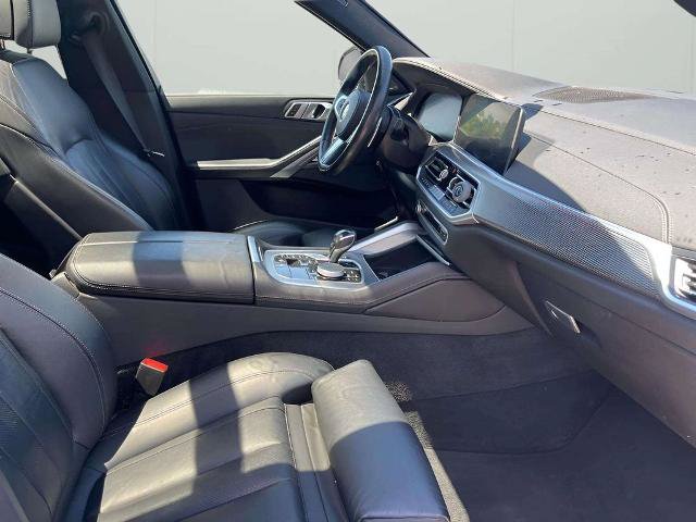 Used 2020 BMW X6 M50i AWD/4WD image 11