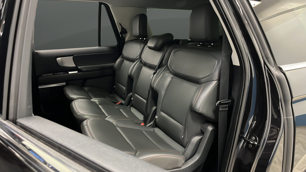 Certified 2025 Ford Expedition Max Active AWD/4WD image 24
