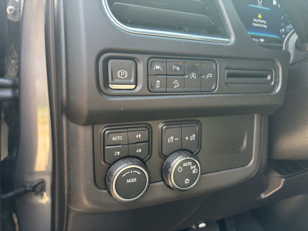 Used 2022 Chevrolet Tahoe Z71 AWD/4WD image 14