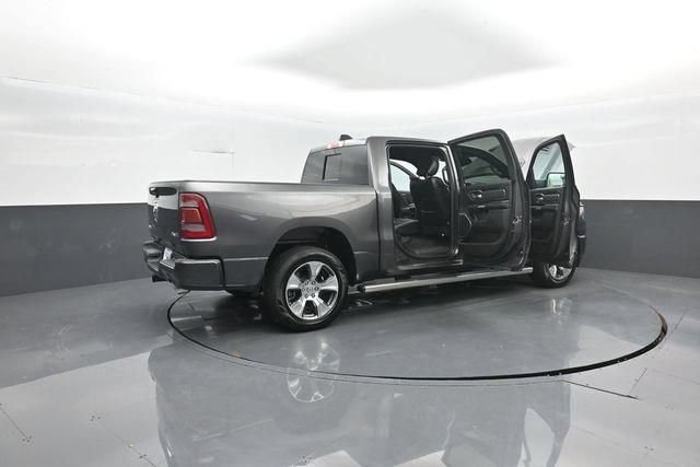 Used 2024 RAM 1500 Laramie AWD/4WD image 45