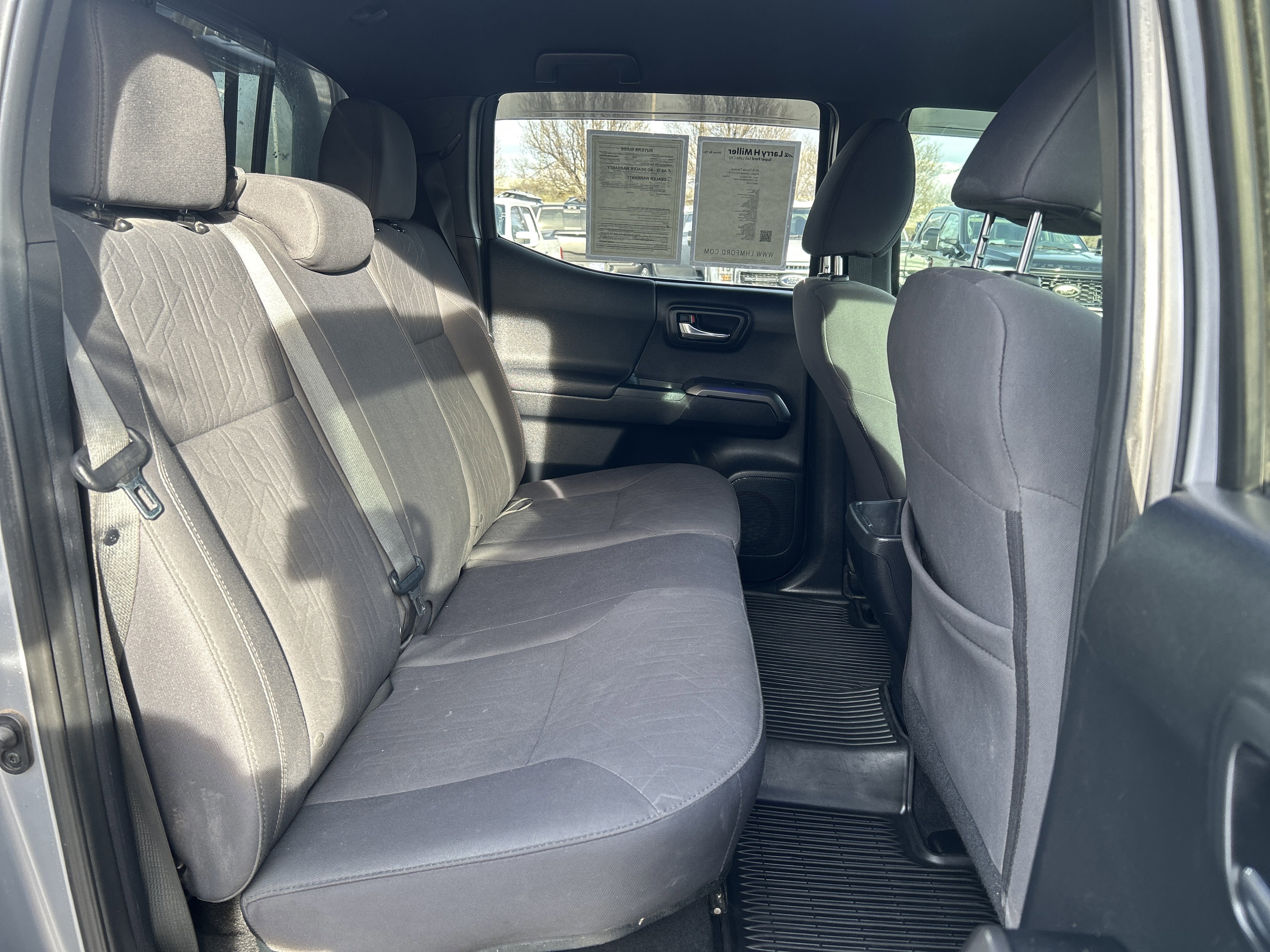 Used 2018 Toyota Tacoma TRD Off-Road image 14