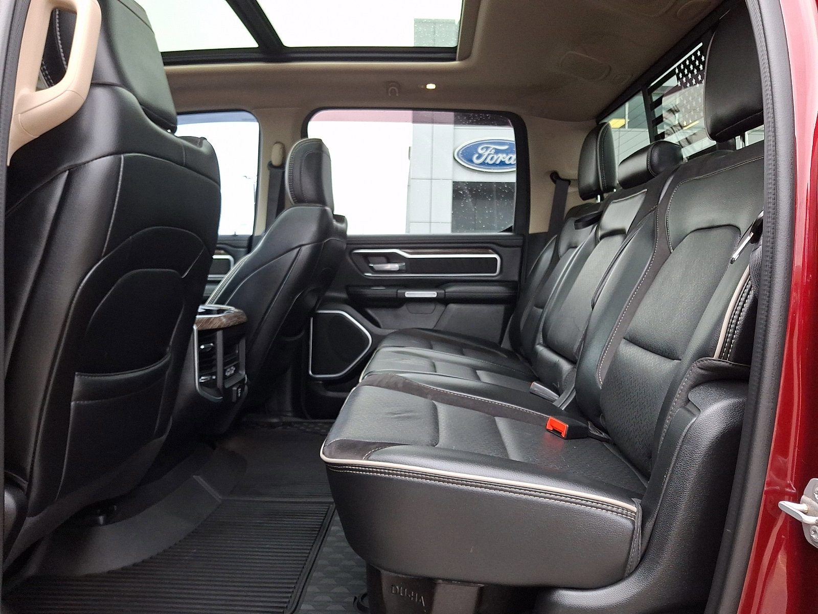 Used 2020 RAM 1500 Laramie image 10