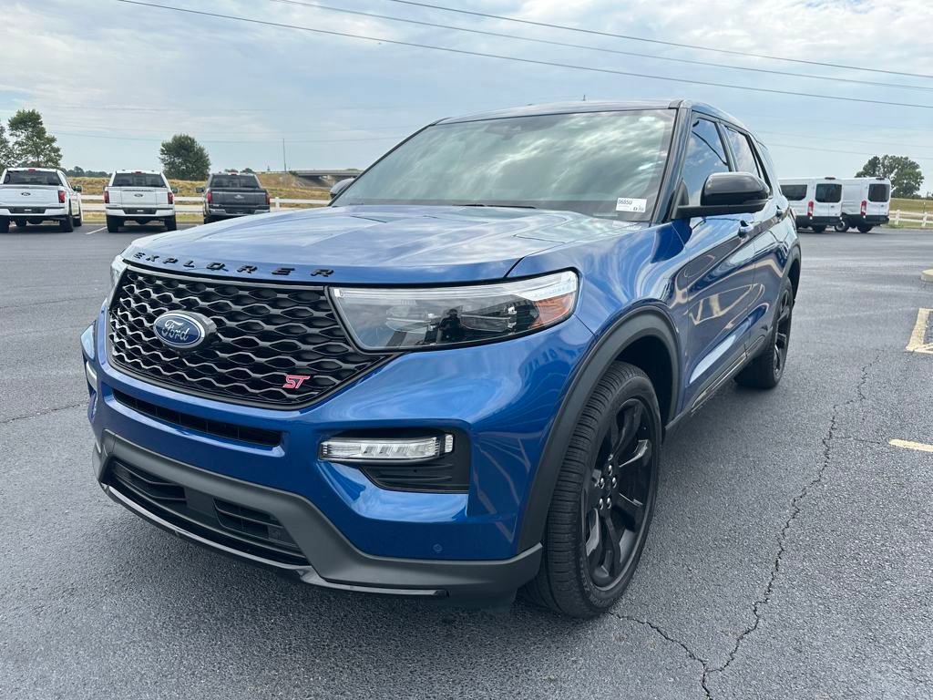 Certified 2022 Ford Explorer ST w/ Equipment Group 401A image 4
