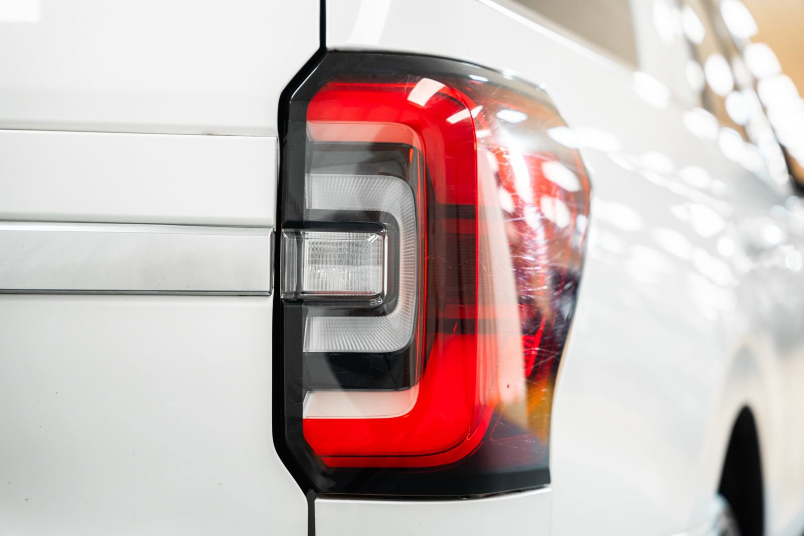 Certified 2022 Ford Expedition Platinum image 21