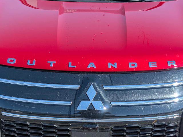 Used 2025 Mitsubishi Outlander SE AWD/4WD image 12