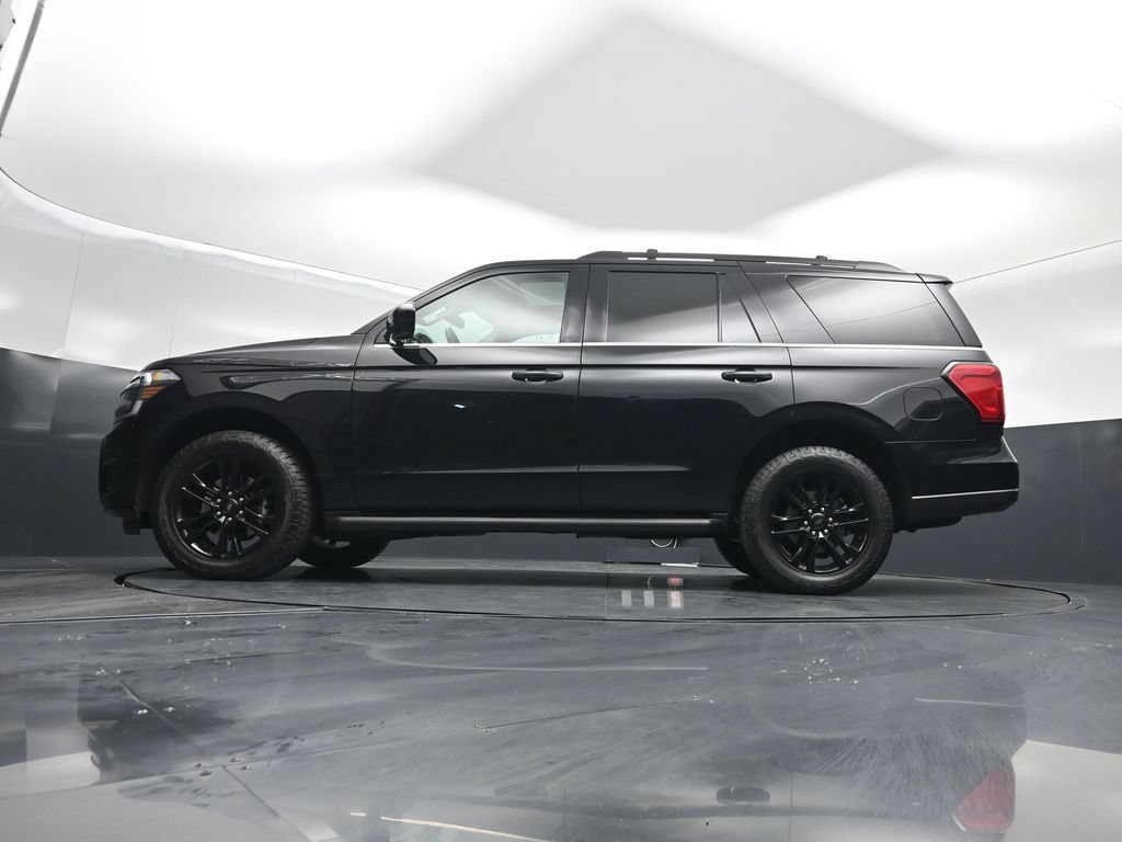 Certified 2024 Ford Expedition XLT AWD/4WD image 7