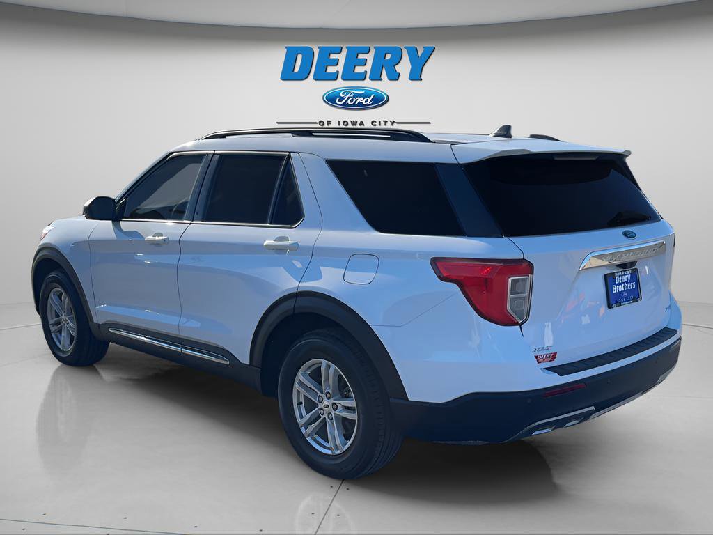 Certified 2023 Ford Explorer XLT w/ Equipment Group 202A image 5