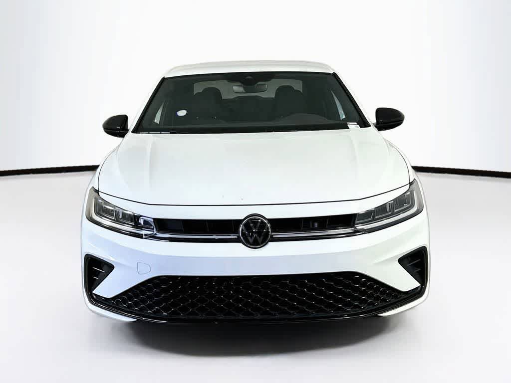 Used 2025 Volkswagen Jetta Sport FWD image 6