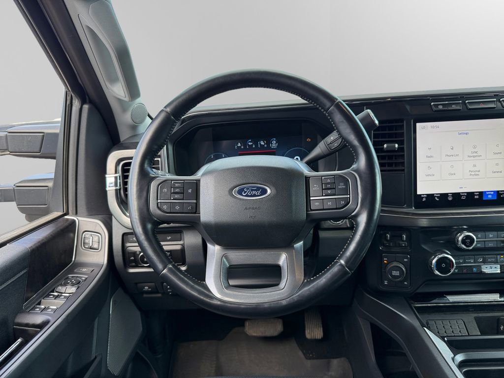 Certified 2023 Ford F350 Lariat w/ Chrome Package image 12