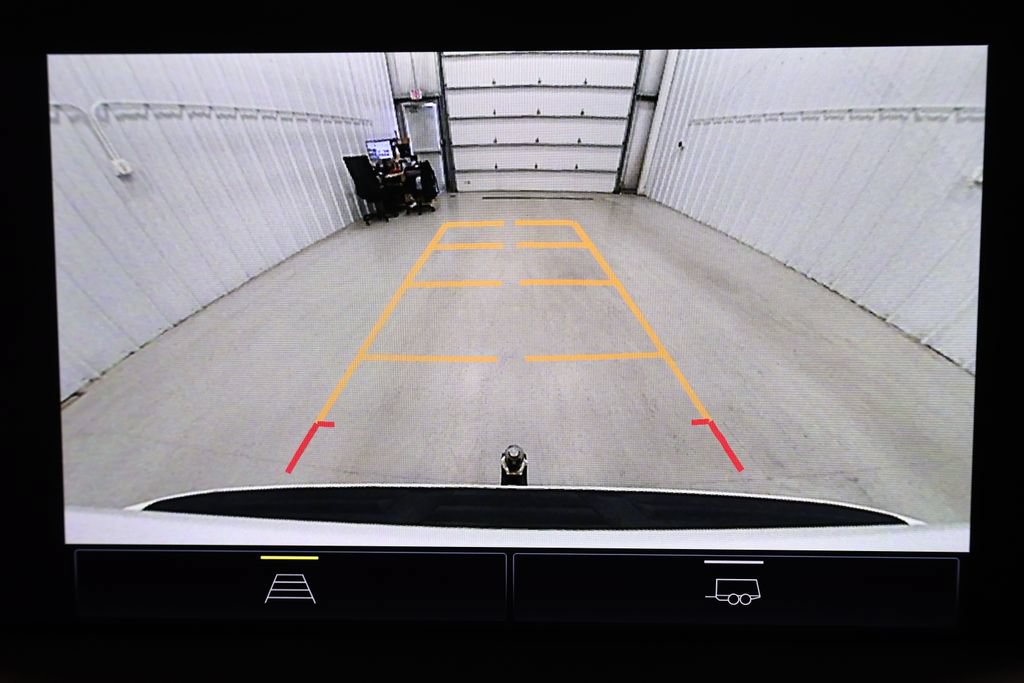 Used 2022 Chevrolet Tahoe Z71 AWD/4WD image 33